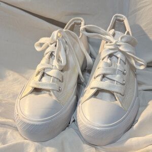 Women's  white Canvas Platform Sneakers
